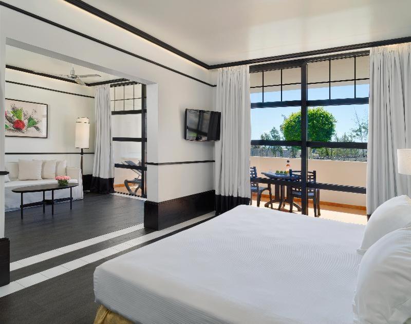 H10 Rubicon Horizons Collection (Adults Only) Hotel Playa Blanca  Room photo A suite at the hotel